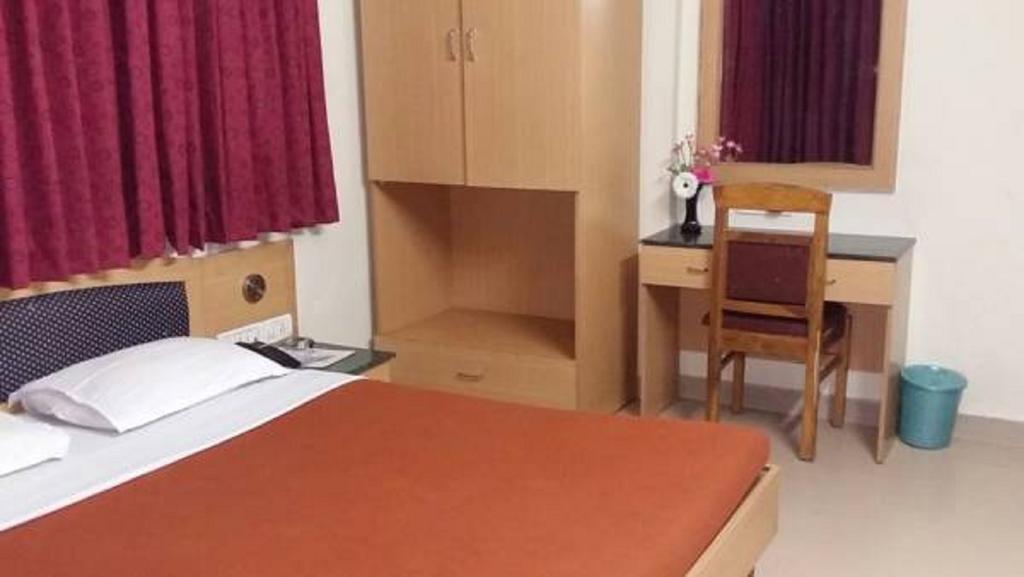 Hotel Sheetal Palace Pune Dış mekan fotoğraf